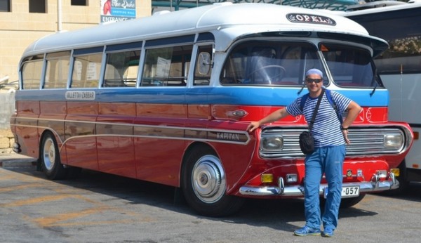 s150712_02a_OpelBus